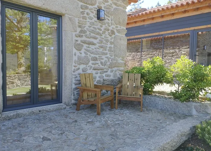 Valados Do Outeiro - *