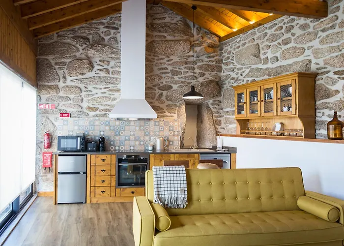 Valados Do Outeiro - *