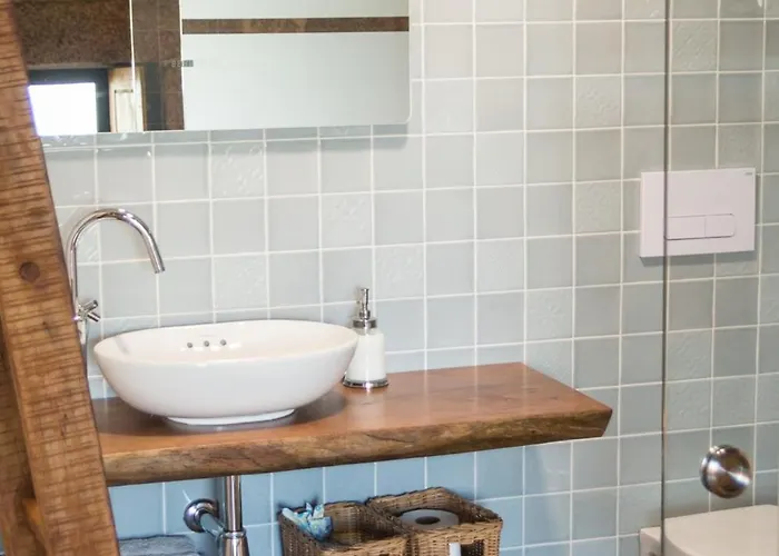 Valados Do Outeiro - *