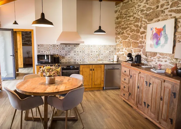 Valados Do Outeiro - *